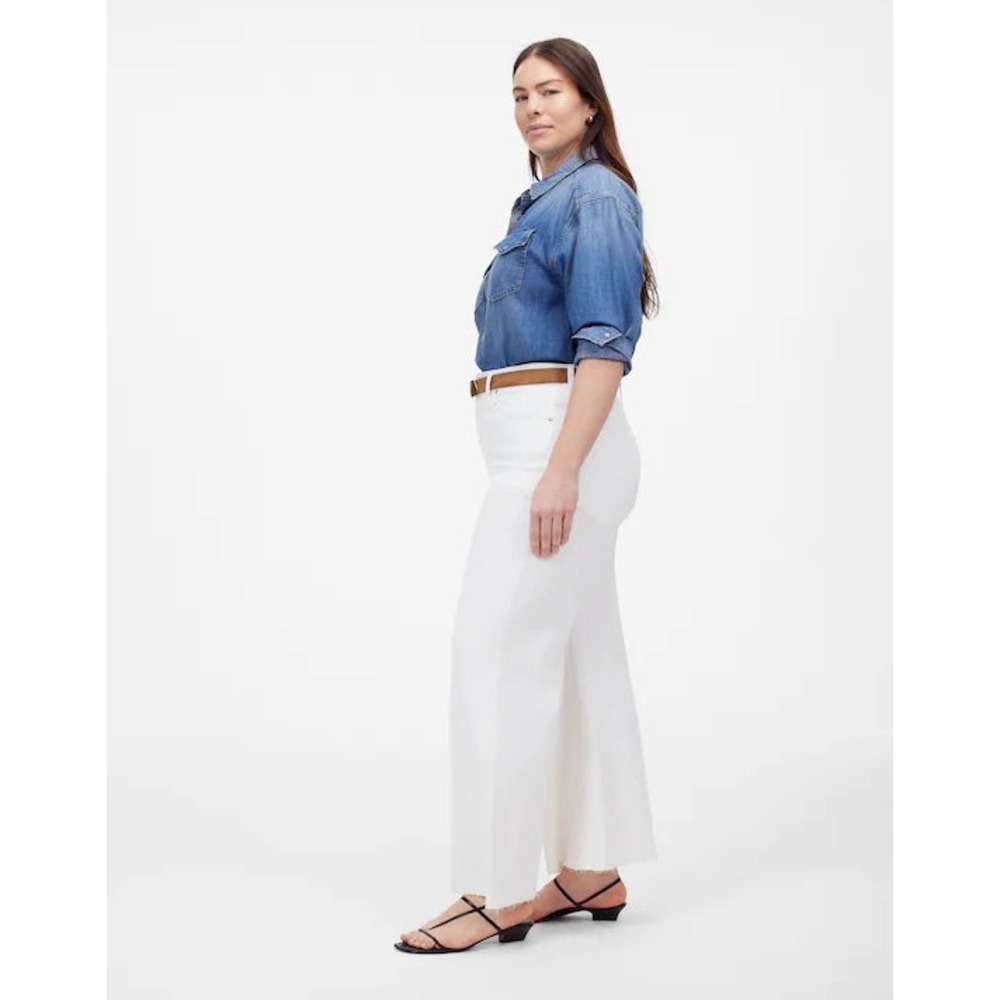 Madewell Flared Wide Leg Jeans Women's Size 33 White Denim Raw Hem - Picture 2 of 8